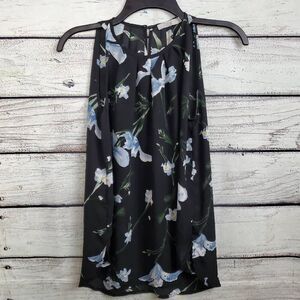 DELIA Medium Black Floral Top